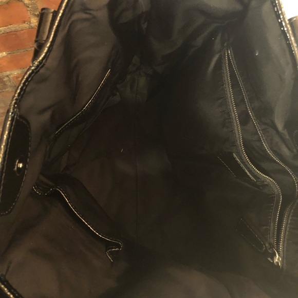 Burberry Tote - Picture 5 of 7